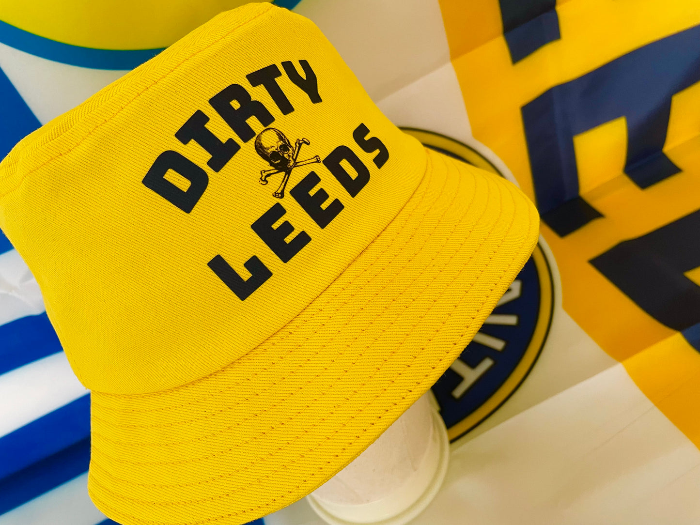 'DIRTY LEEDS-CROSSBONES' Bucket Hat - YELLOW