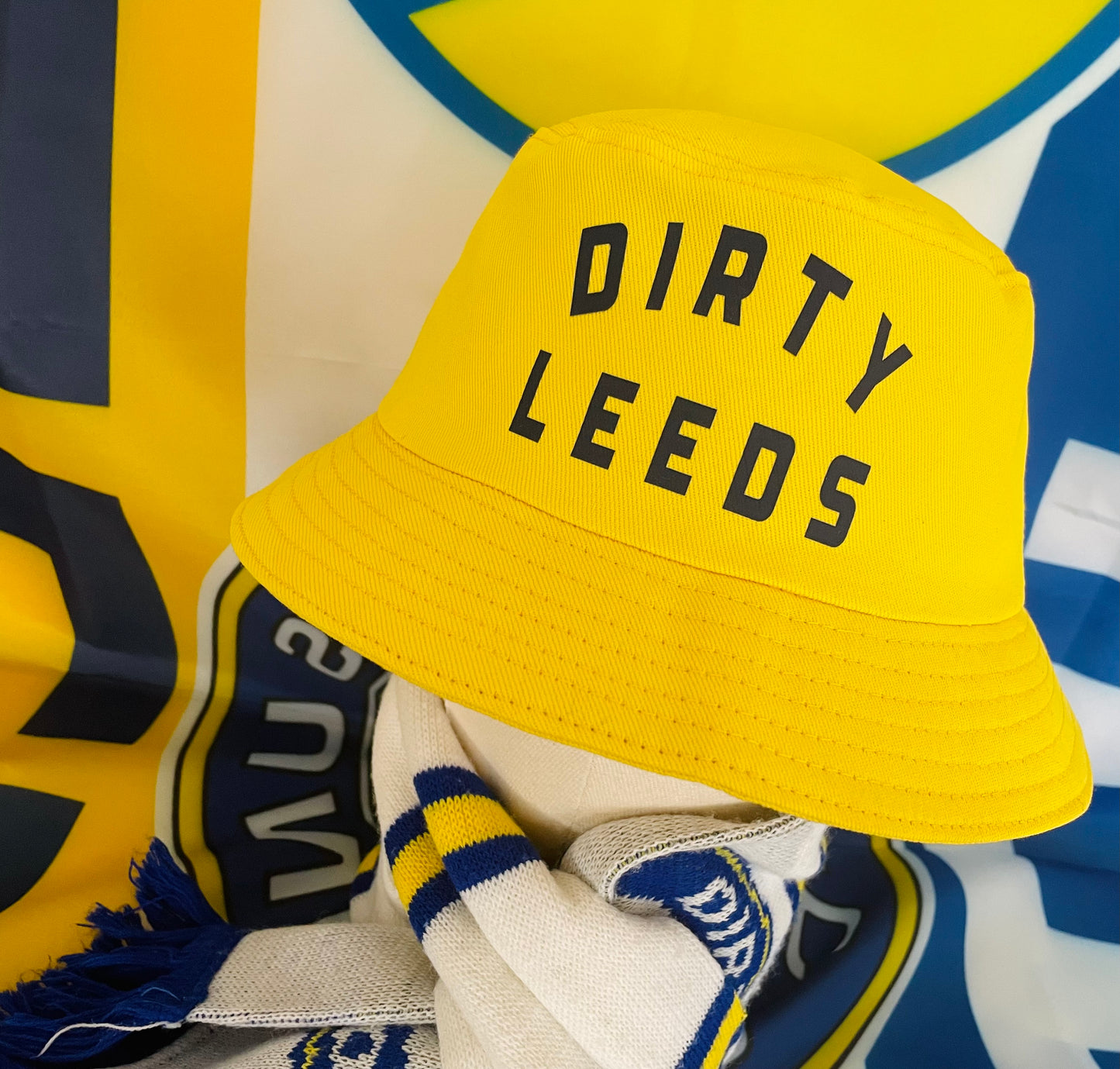 'DIRTY LEEDS-RETRO' Bucket Hat - YELLOW