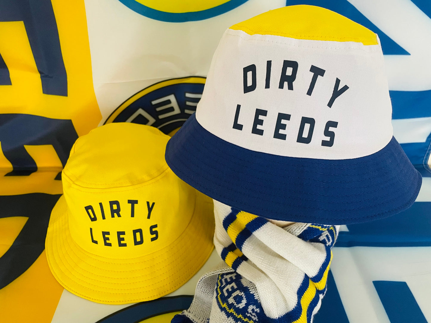'DIRTY LEEDS-RETRO' Bucket Hat