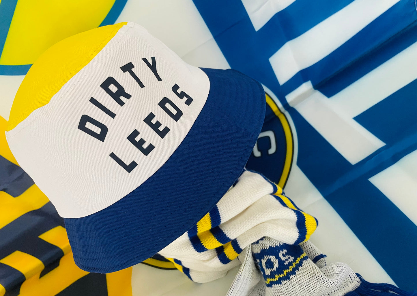'DIRTY LEEDS-RETRO' Bucket Hat