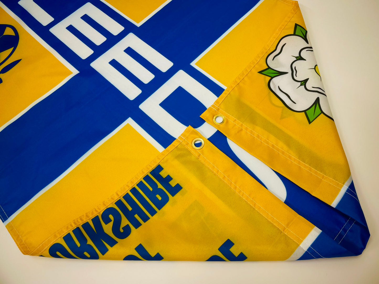 LEEDS - PRIDE OF YORKSHIRE FLAG - YELLOW/BLUE