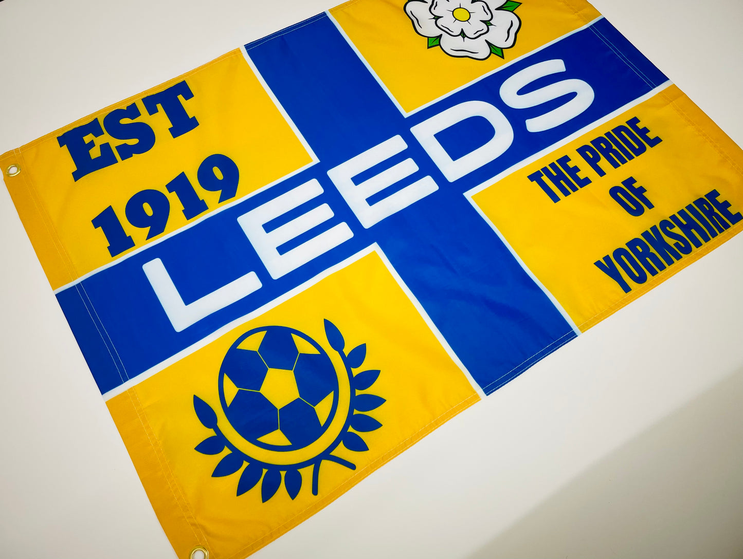 LEEDS - PRIDE OF YORKSHIRE FLAG - YELLOW/BLUE