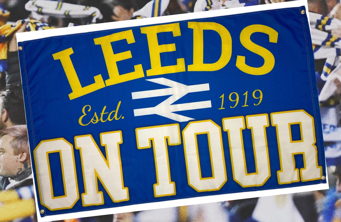 'LEEDS ON TOUR' FLAG - BLUE